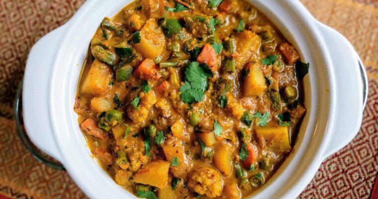 Pakistani Mixed Vegetable Curry Recipe – A Healthy Recipe for Desi Food Lovers
